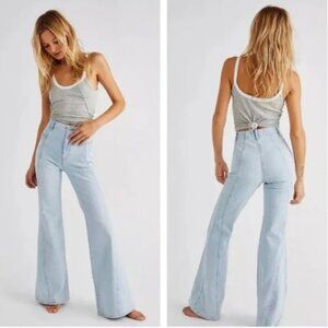 Free People We The Free Florence Flare Jeans Boho Hippie Wide Leg Light Wash 28